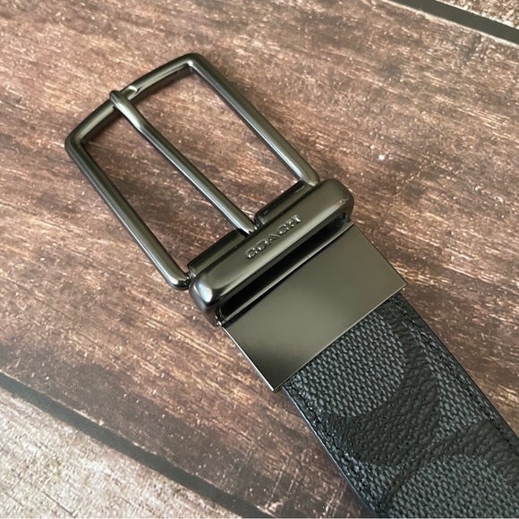 Coach Genuine Leather Belt - Picture 5 of 9